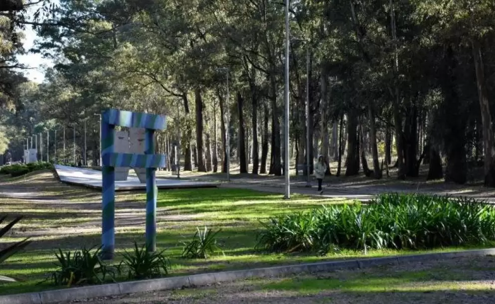 Intendencia de Canelones avanza en forestación del Parque Roosevelt