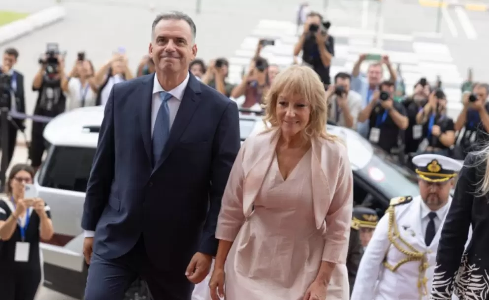Asumi el nuevo gobierno de Yamand Orsi con un discurso de integracin y unidad