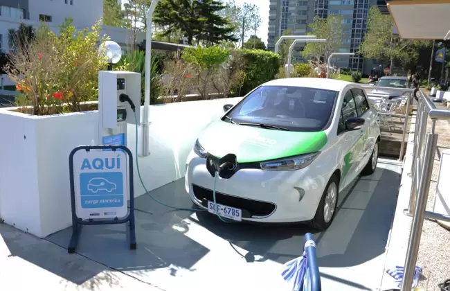 Venta de autos elctricos super las 1.300 unidades en lo que va de 2025  