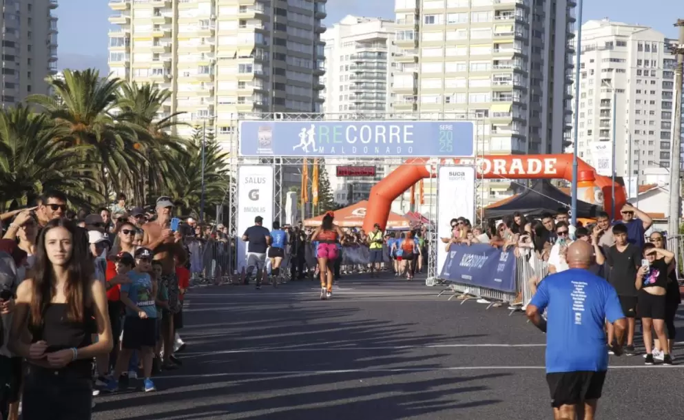 Ms de 1200 corredores participaron en ReCorre Maldonado