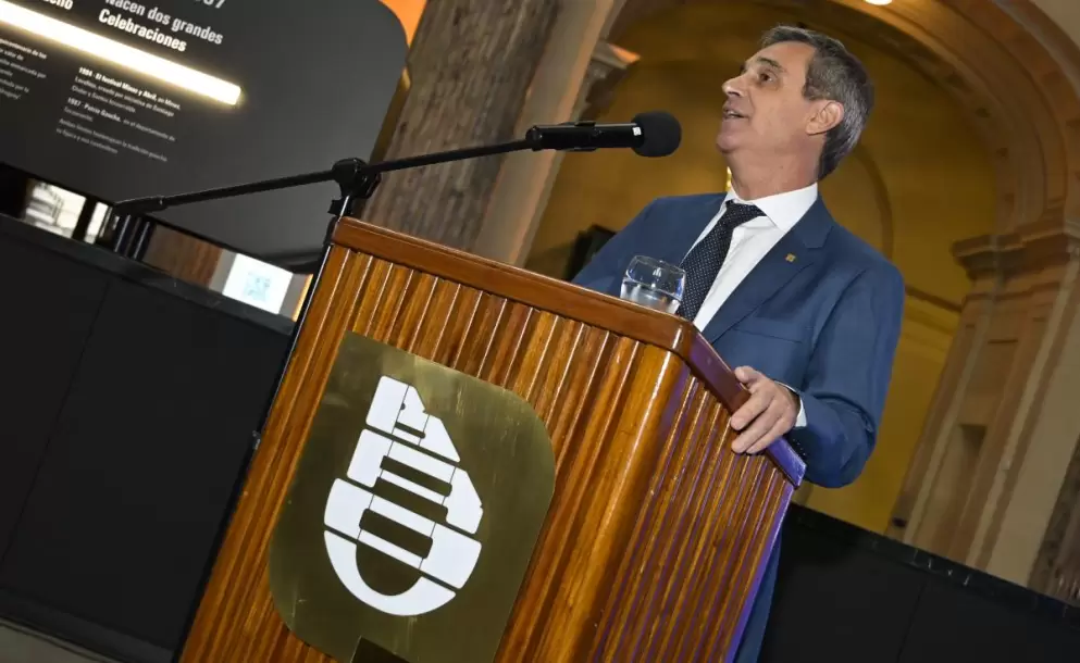 lvaro Garca asumi como presidente del Brou