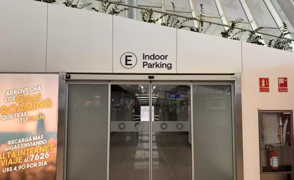 Aeropuerto de Carrasco inaugura parking techado con conexin directaalcheck-in